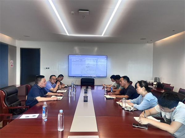 8月7日，洪董帶隊赴安徽新華發(fā)行集團洽談項目合作事宜.jpg